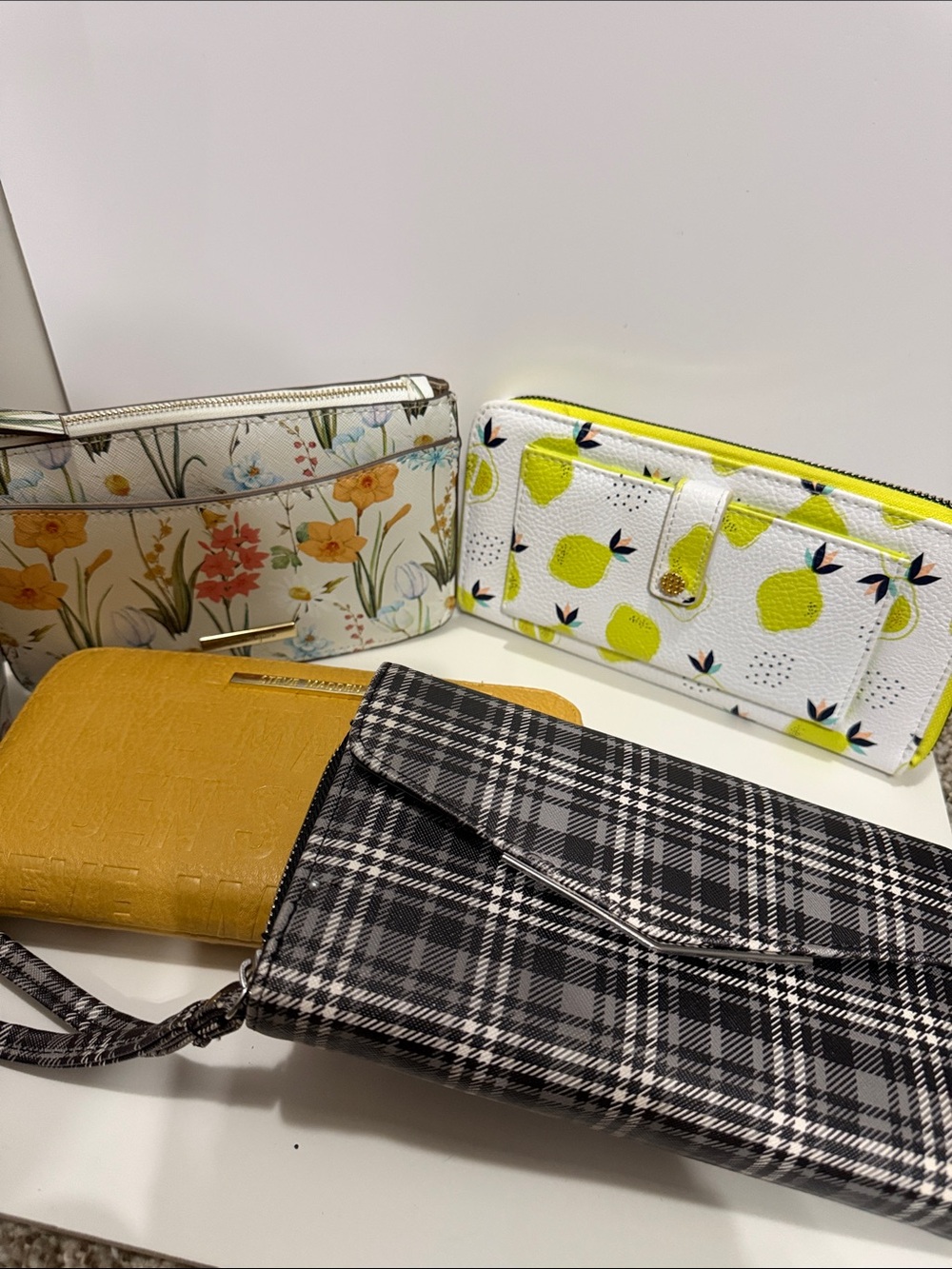 Bulk of Print Wallets